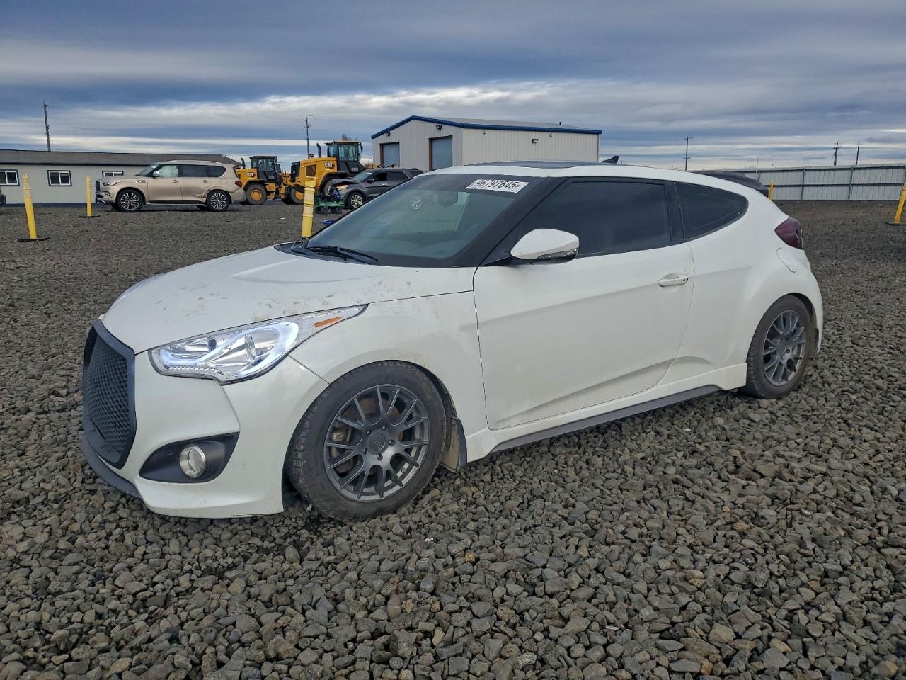 Lot #3316120232 2016 HYUNDAI VELOSTER T