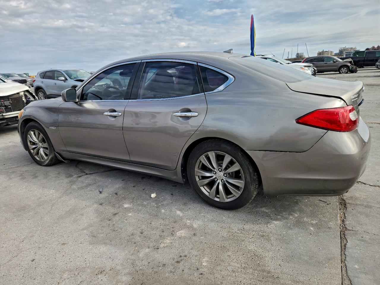 Lot #3316760400 2012 INFINITI M35H