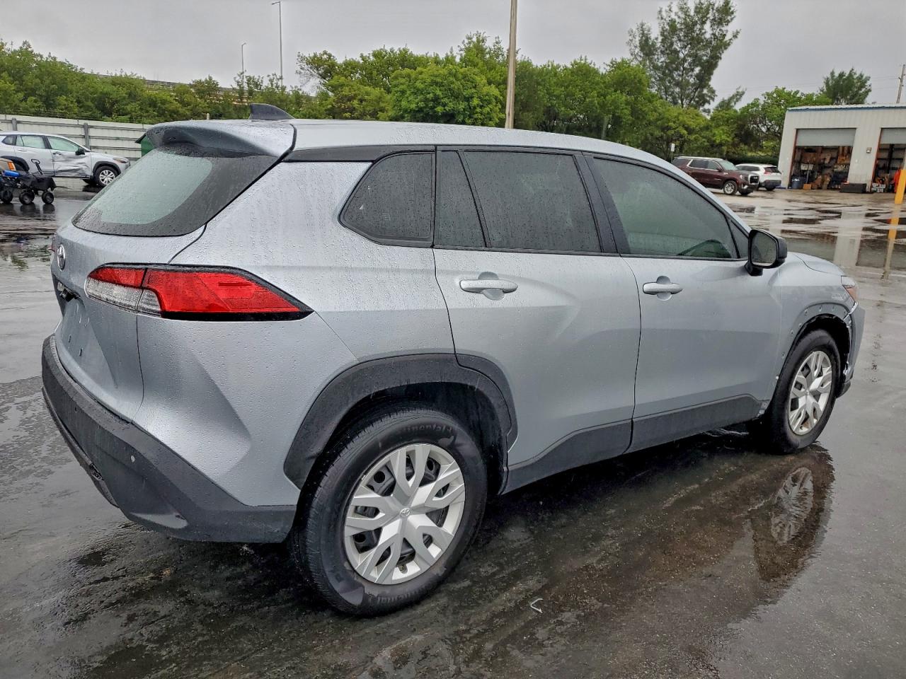 TOYOTA COROLLA CROSS L