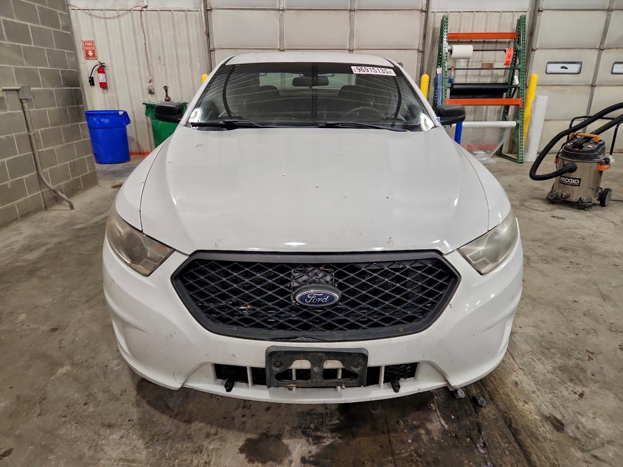 Lot #3312341774 2013 FORD TAURUS POL