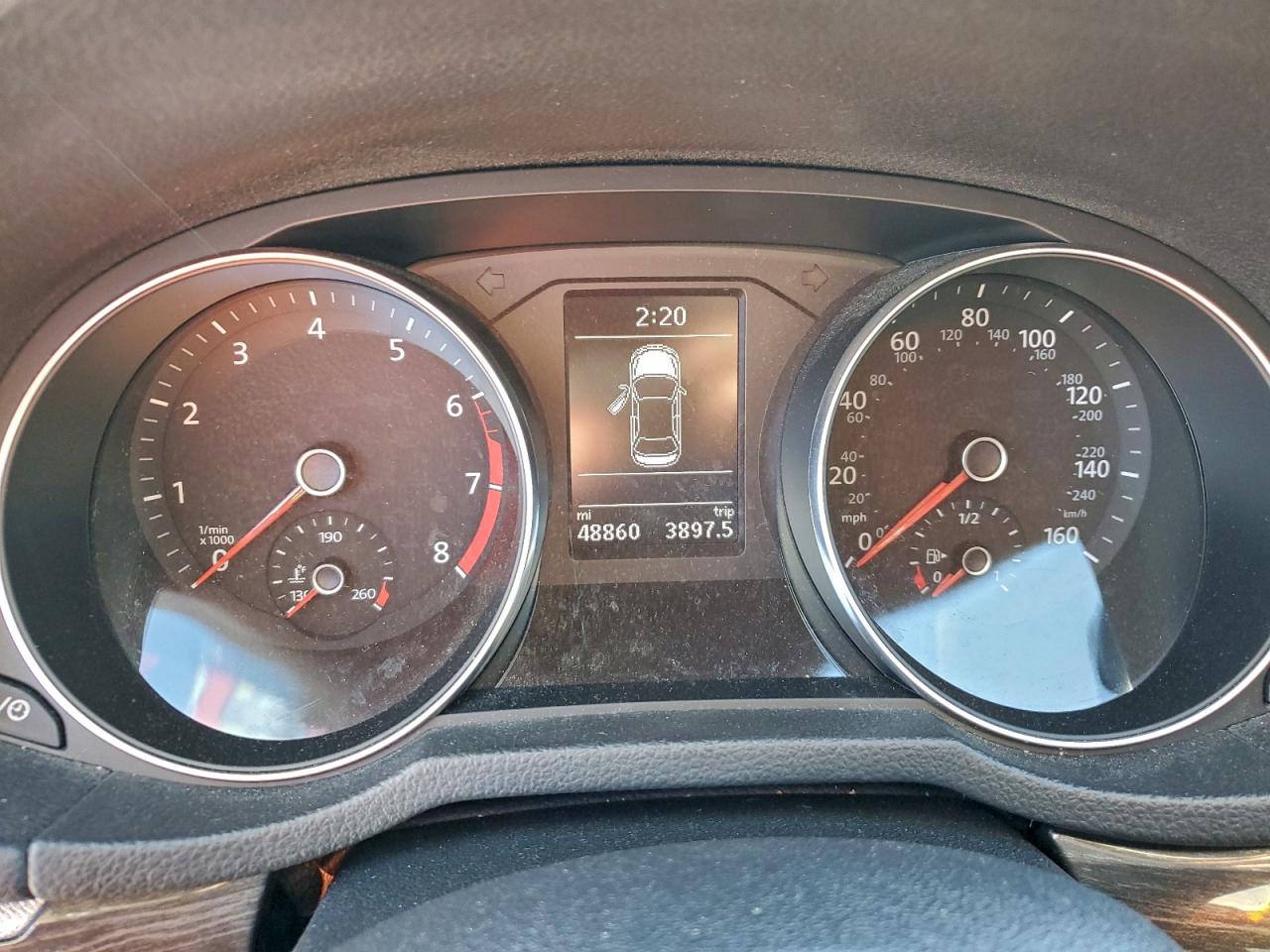 VOLKSWAGEN PASSAT SE