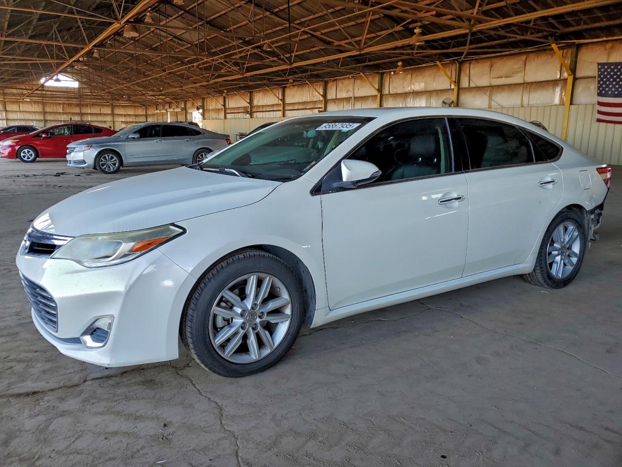 Lot #3309521571 2013 TOYOTA AVALON BAS