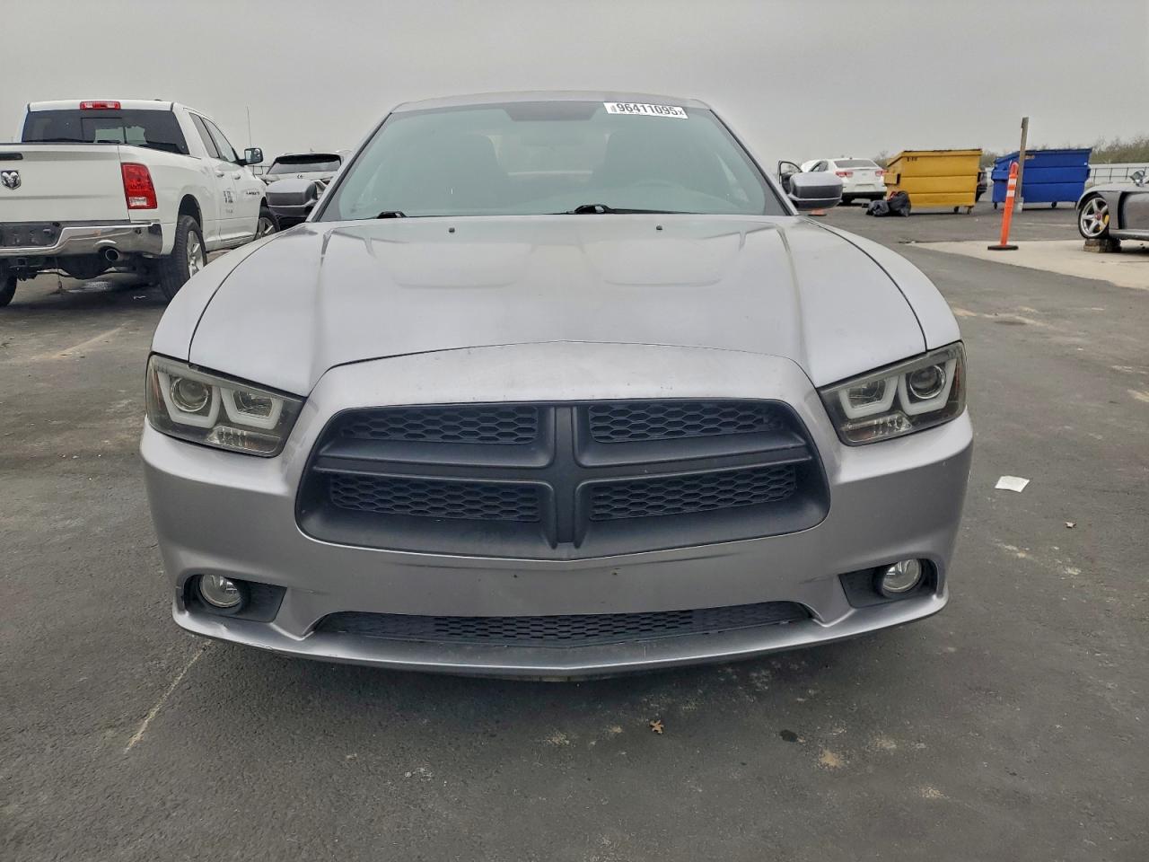 Lot #3311762292 2013 DODGE CHARGER SE