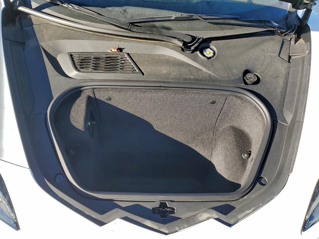 CHEVROLET CORVETTE STINGRAY 1LT