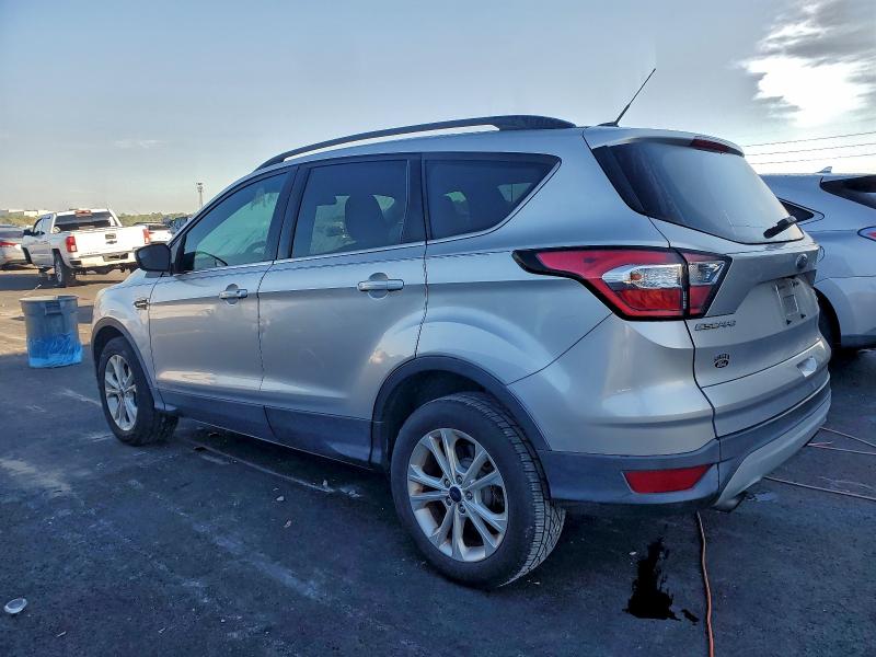 2018 FORD ESCAPE SE #3304609456