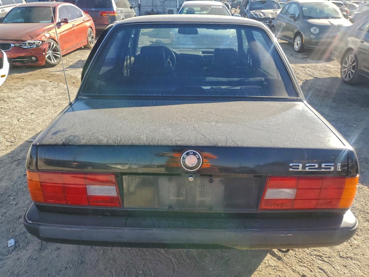 Lot #3305446073 1990 BMW 325 I AUTO