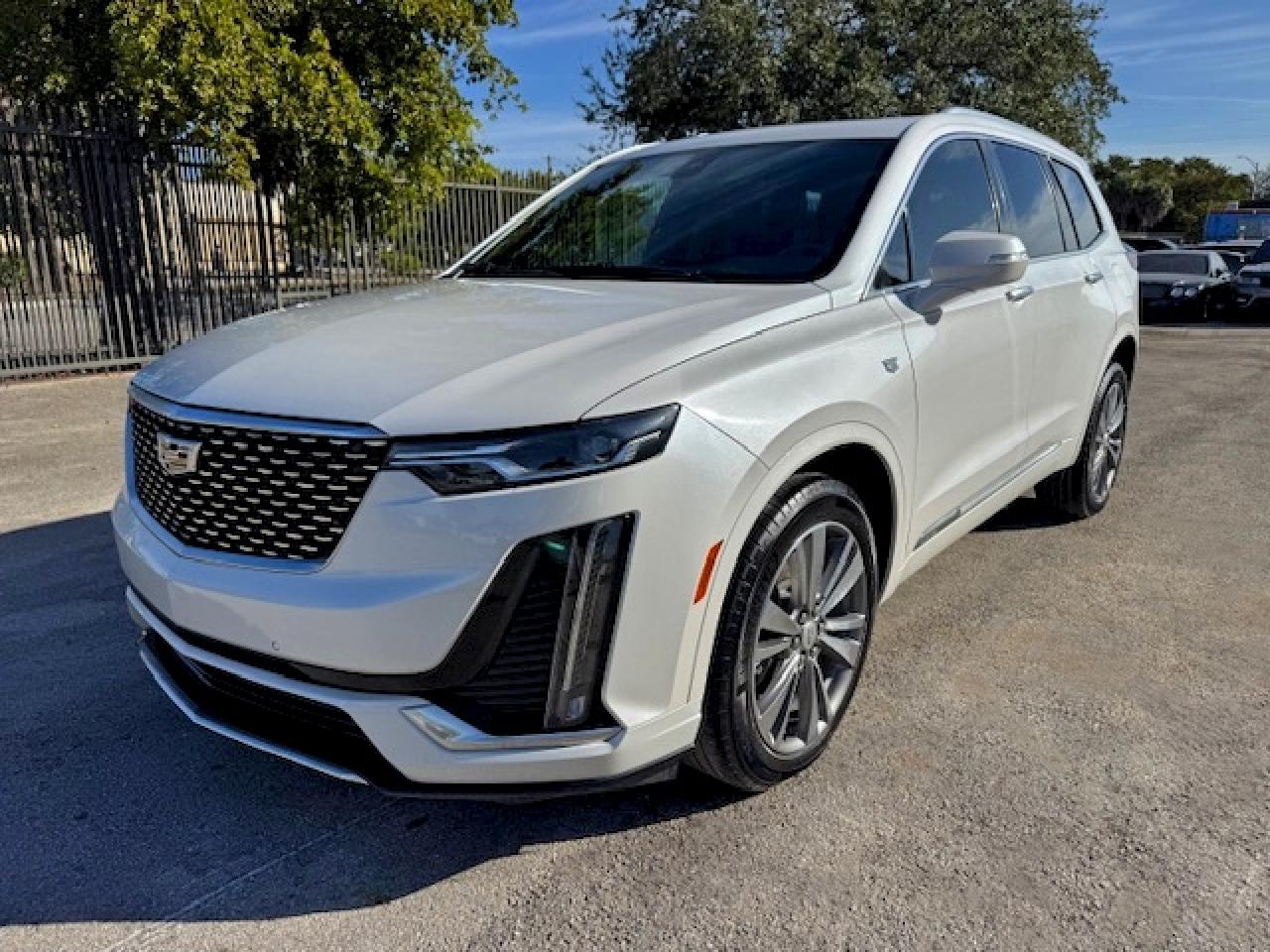 CADILLAC XT6 PREMIUM LUXURY