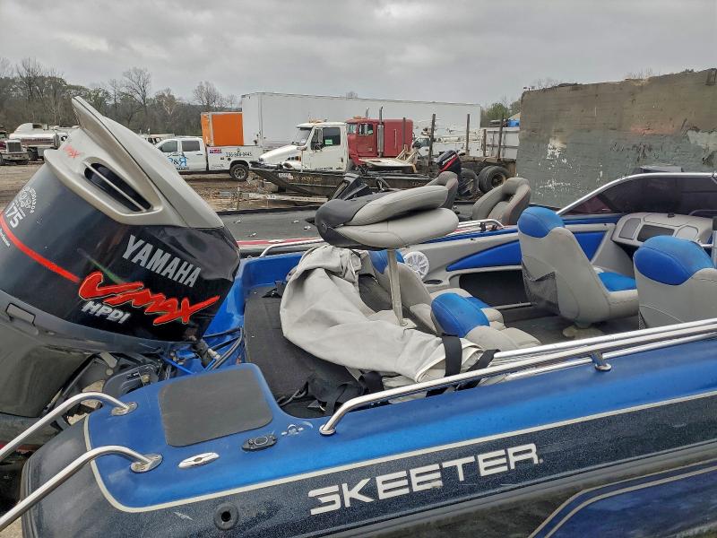 2014 SKEETER BOAT #3310397956