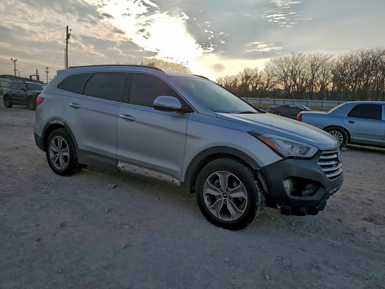 Lot #3304351584 2013 HYUNDAI SANTA FE G