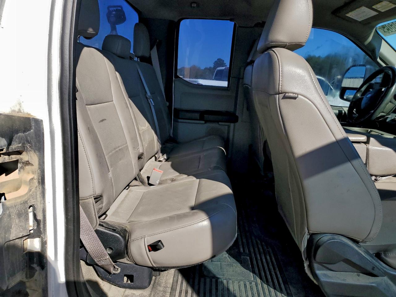 FORD F-250 SUPER DUTY