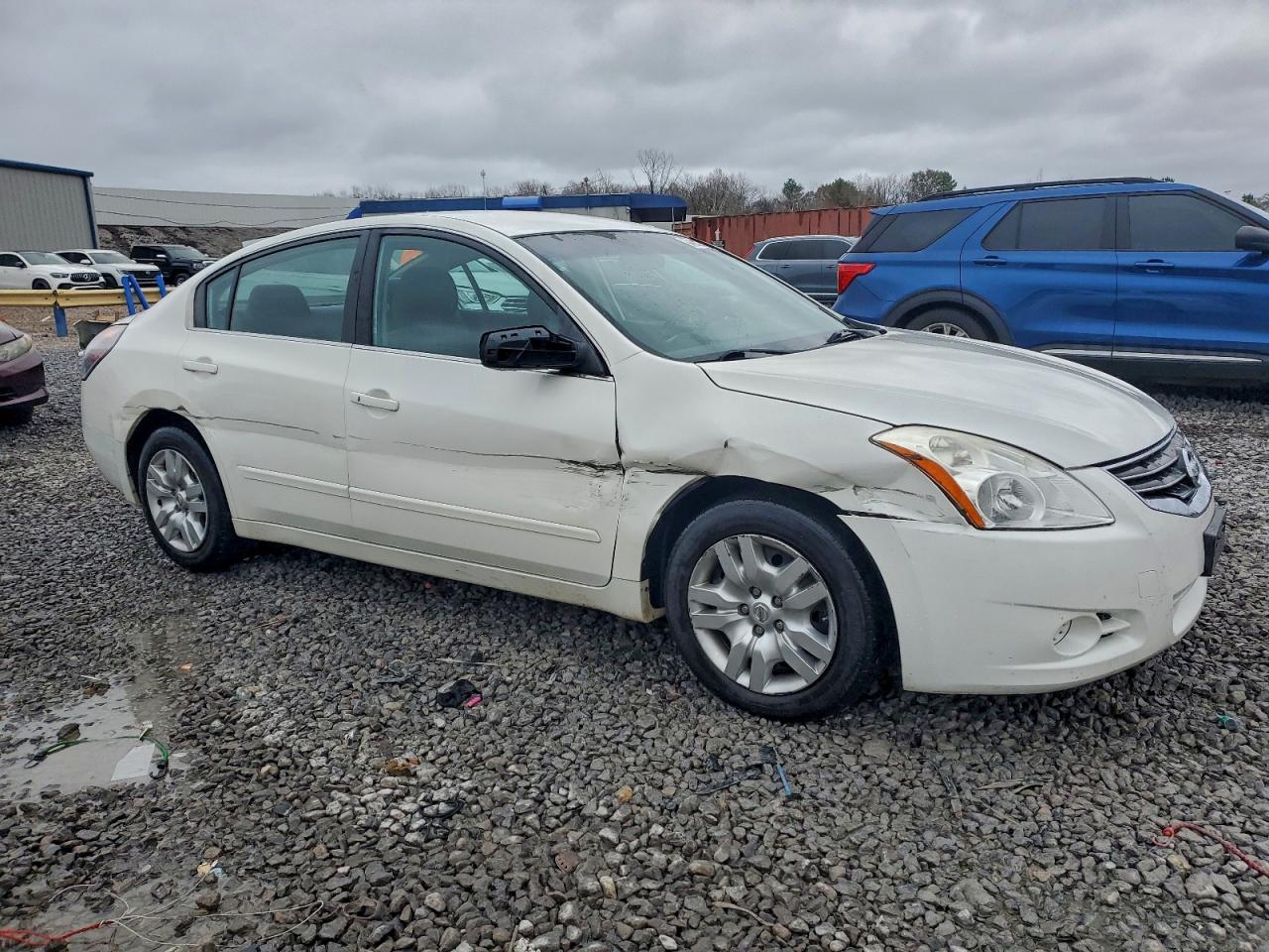 NISSAN ALTIMA BASE