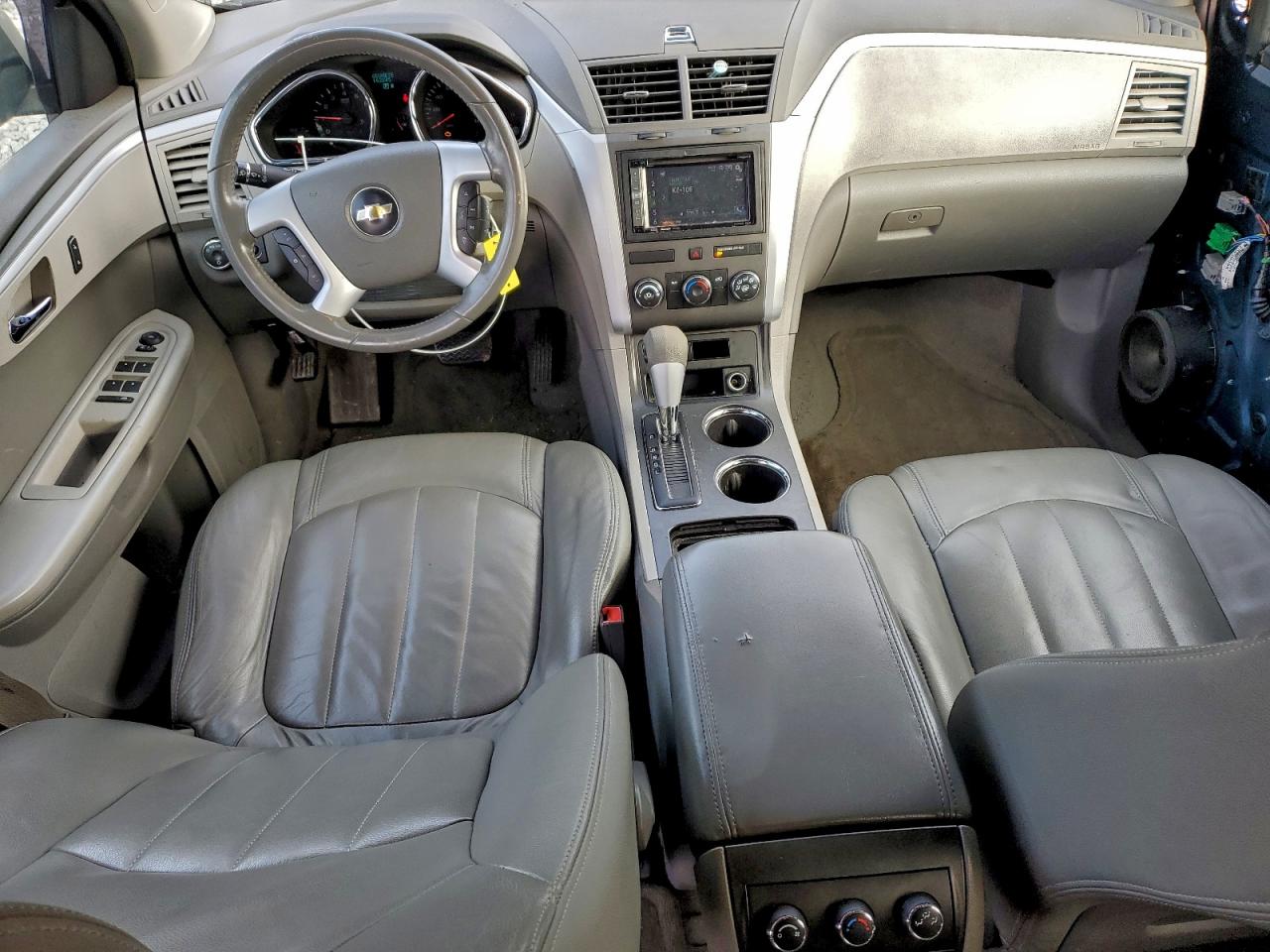 CHEVROLET TRAVERSE LS