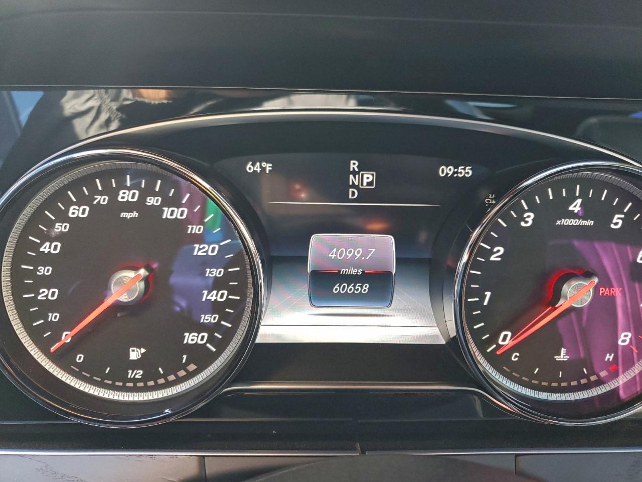 MERCEDES-BENZ E-CLASS 300