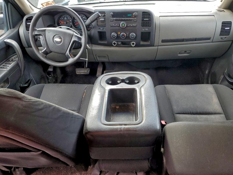 2011 CHEVROLET SILVERADO #3305302317