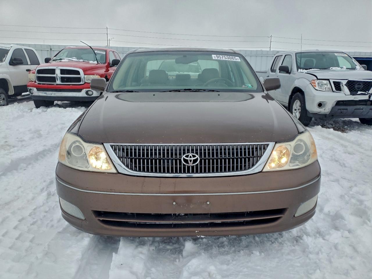 Lot #3311115897 2000 TOYOTA AVALON XL