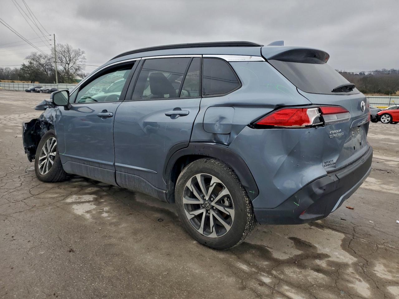 TOYOTA COROLLA CROSS XLE