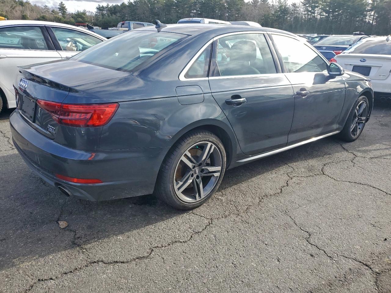AUDI A4 PREMIUM PLUS