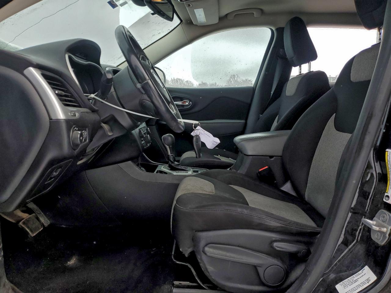 JEEP GRAND CHEROKEE LATITUDE