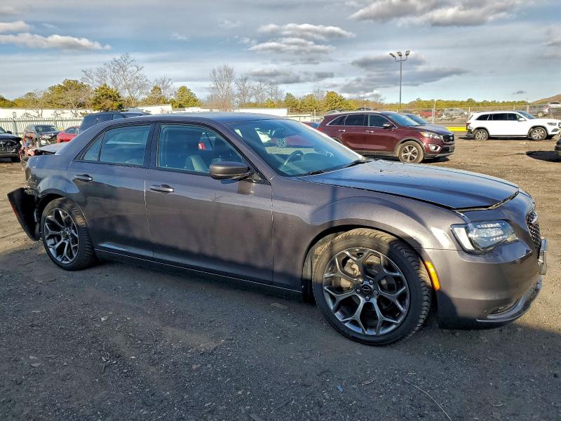 2015 CHRYSLER 300 S #3317866948