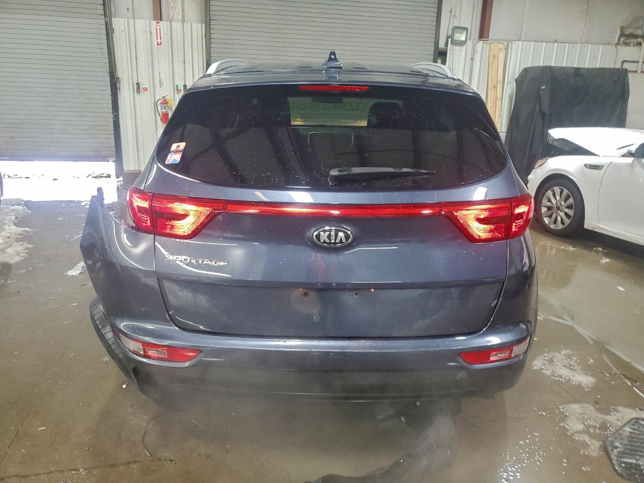 KIA SPORTAGE LX