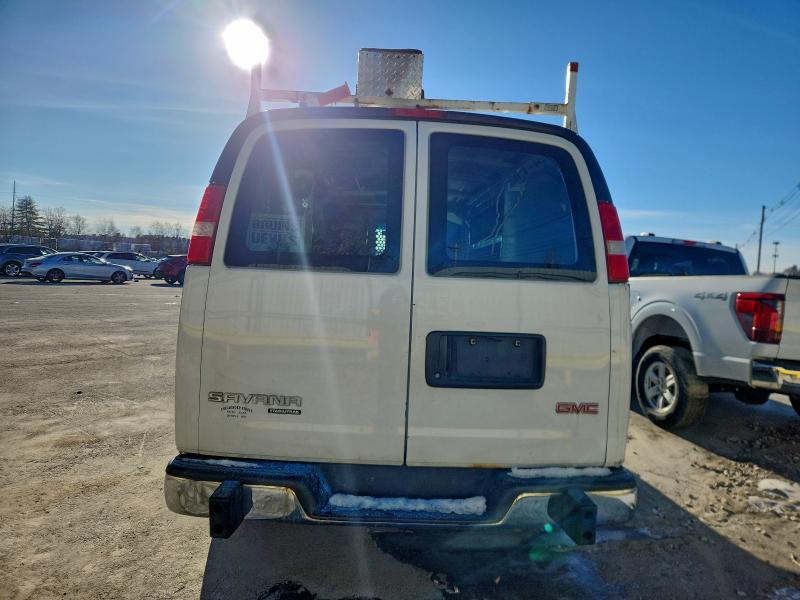 2015 GMC SAVANA #3308237158