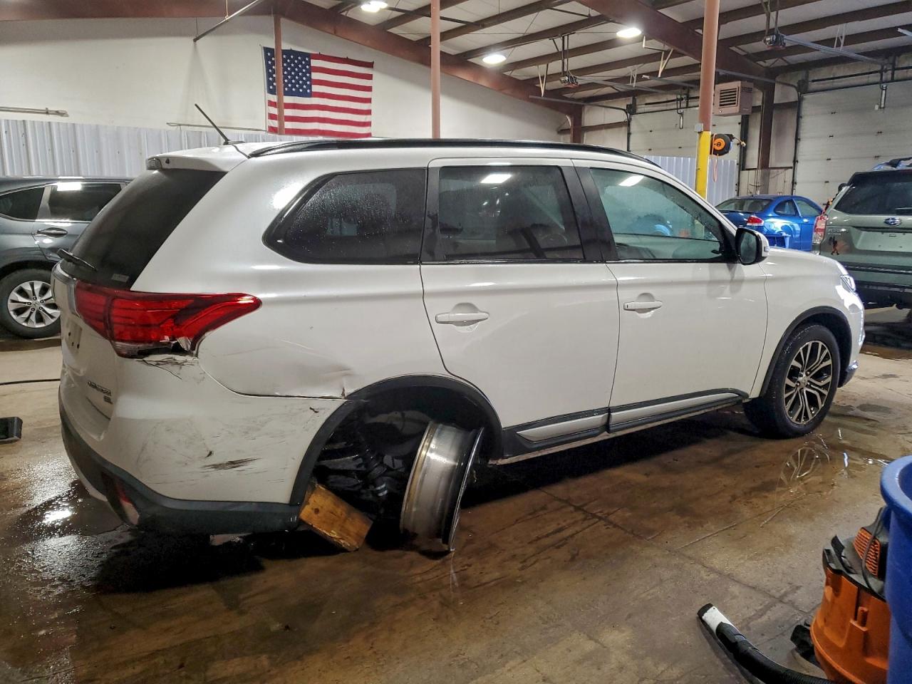 Lot #3311622269 2016 MITSUBISHI OUTLANDER