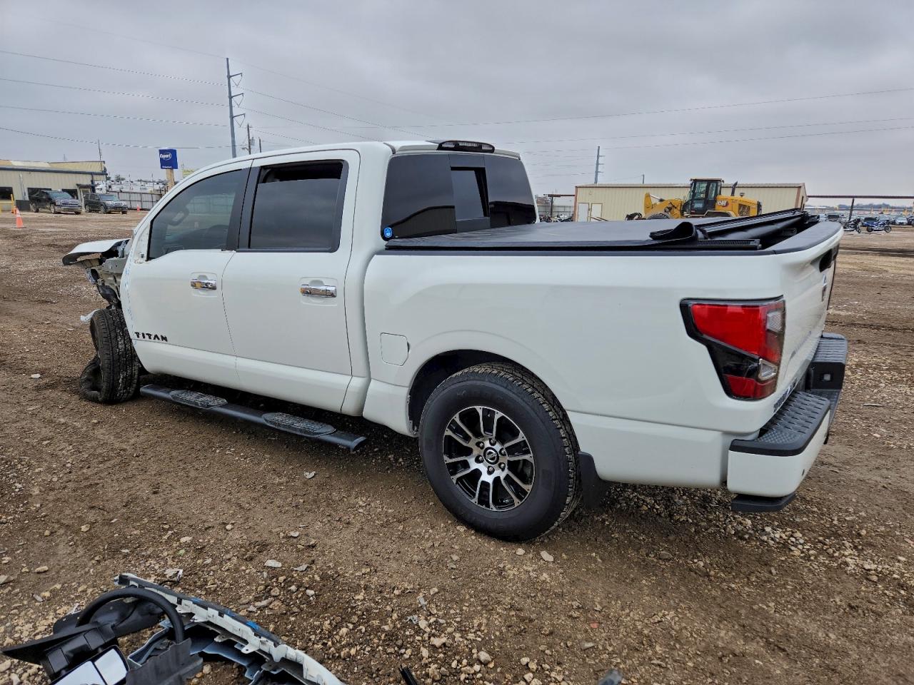NISSAN TITAN SV