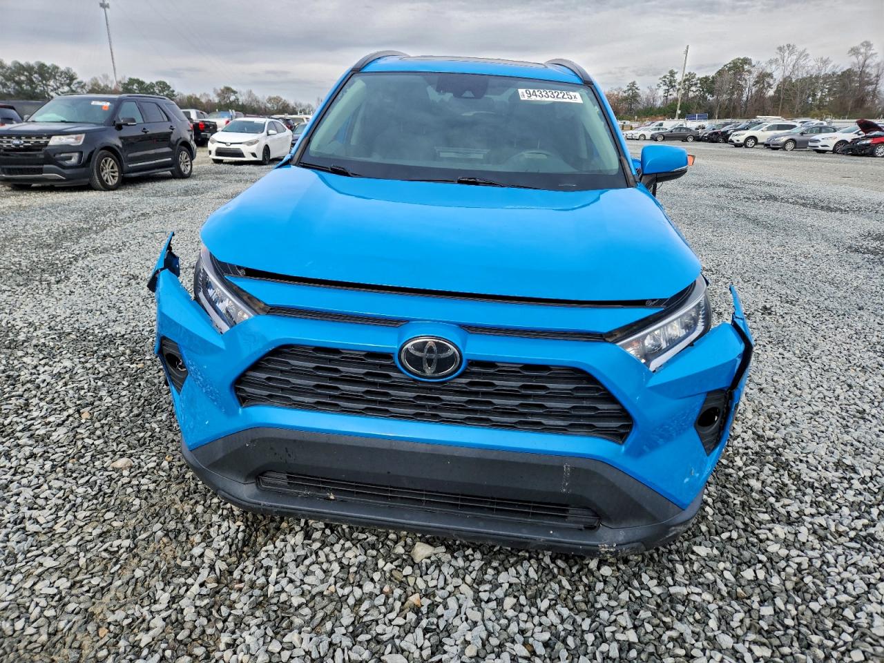 TOYOTA RAV4 XLE PREMIUM