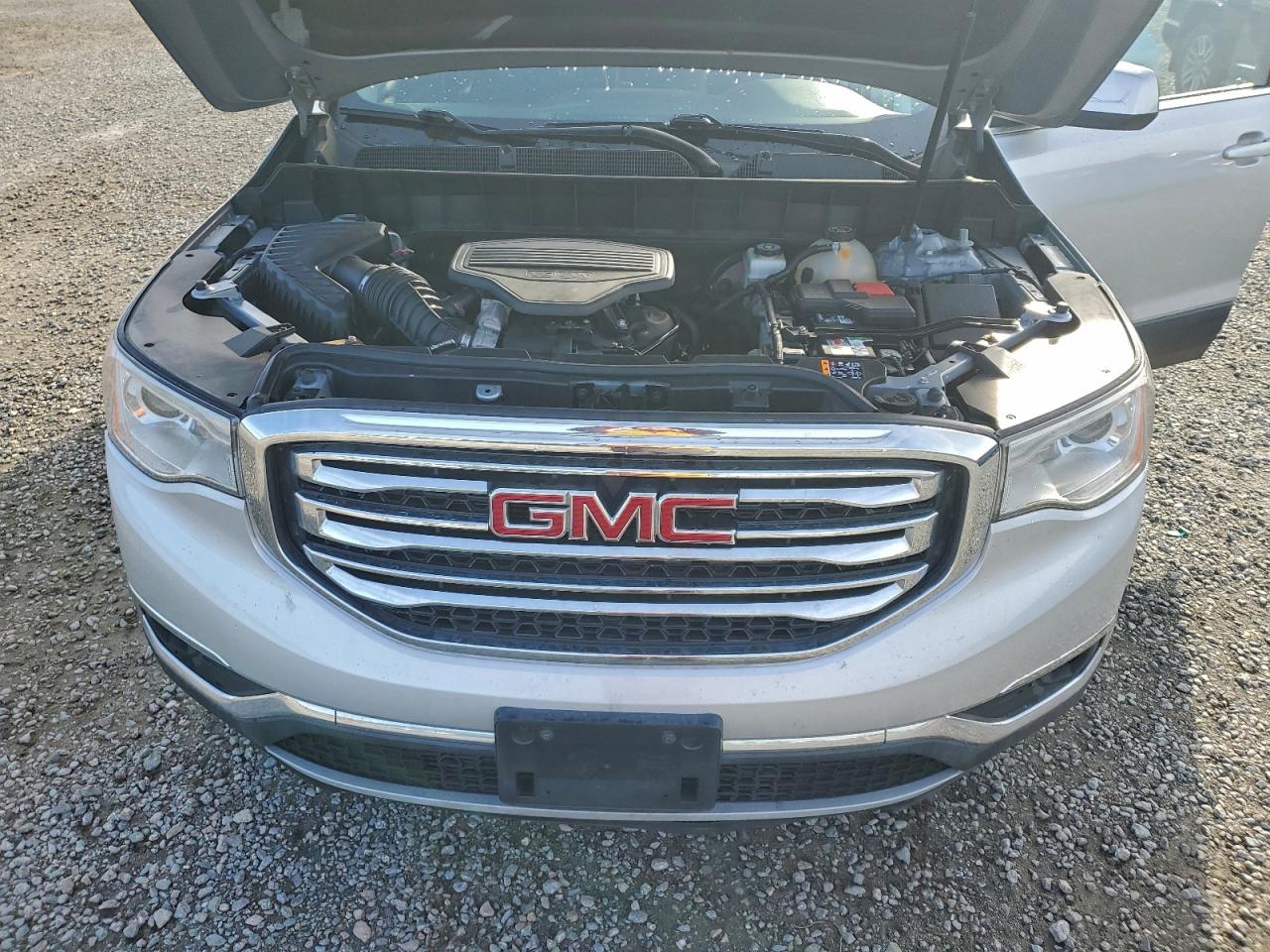 GMC ACADIA SLT-1