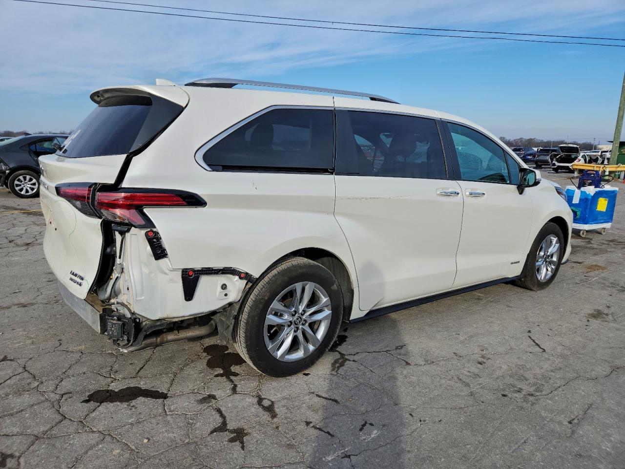 TOYOTA SIENNA LIMITED