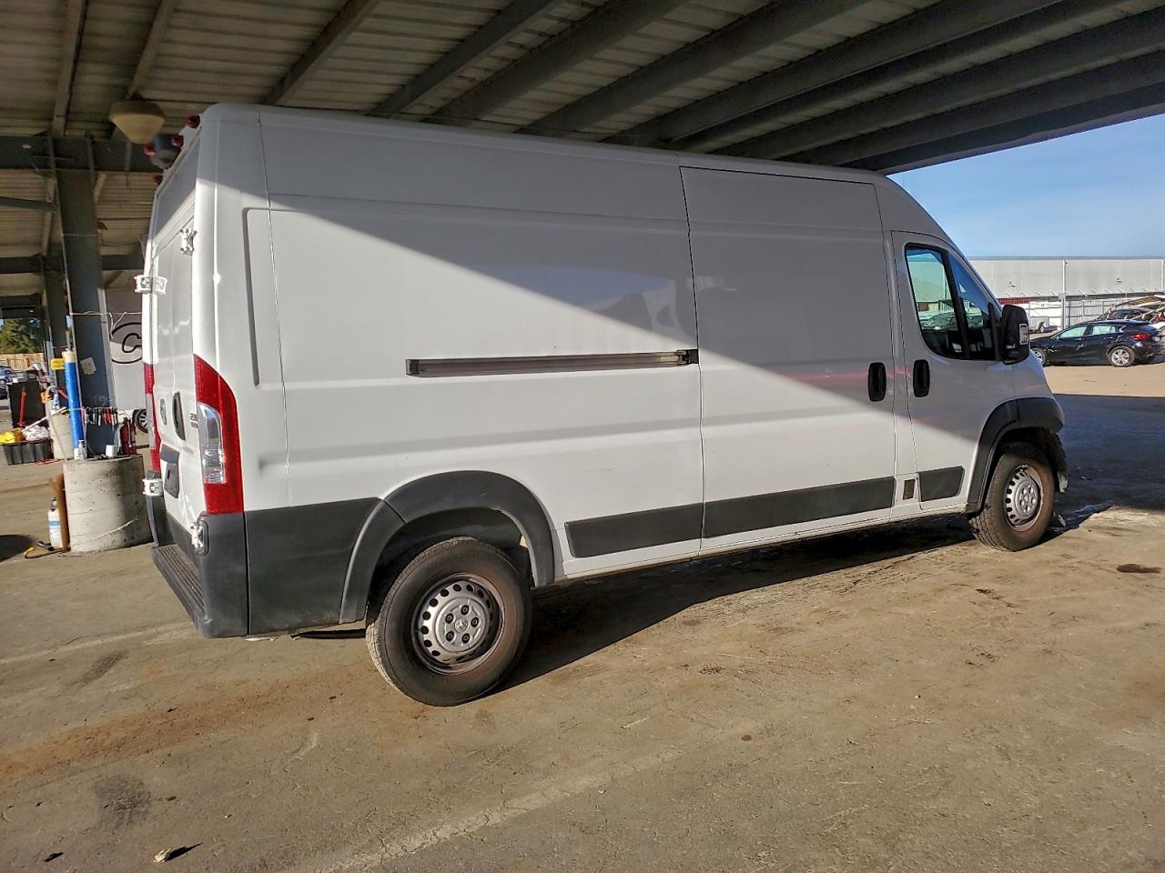 RAM PROMASTER 2500 HIGH