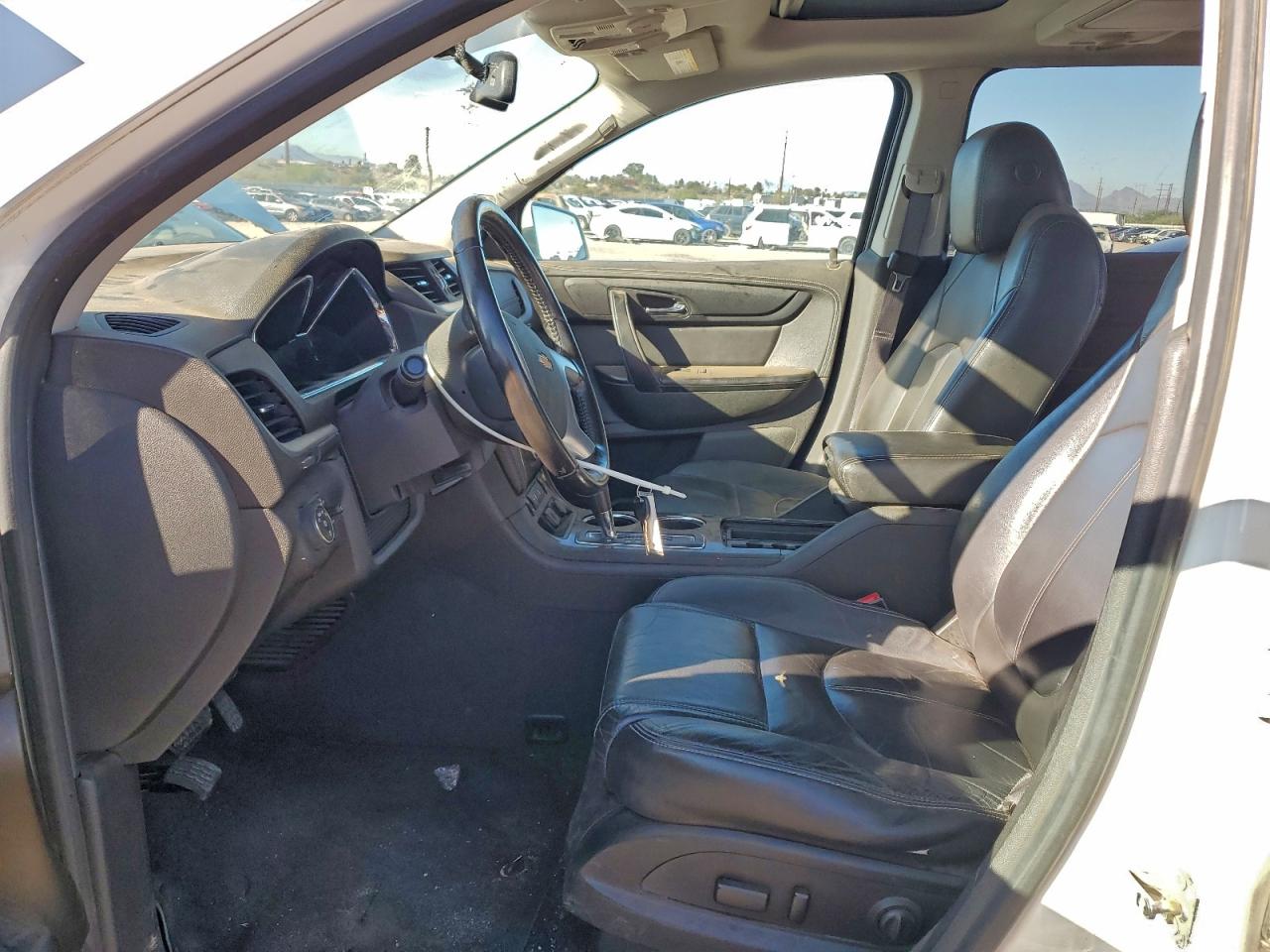 CHEVROLET TRAVERSE LT