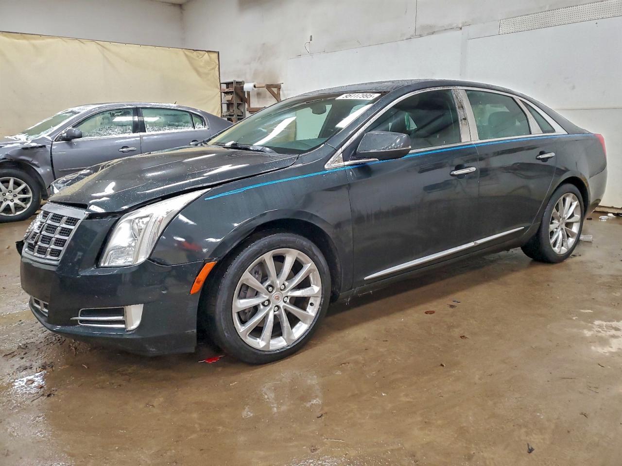 CADILLAC XTS LUXURY COLLECTION