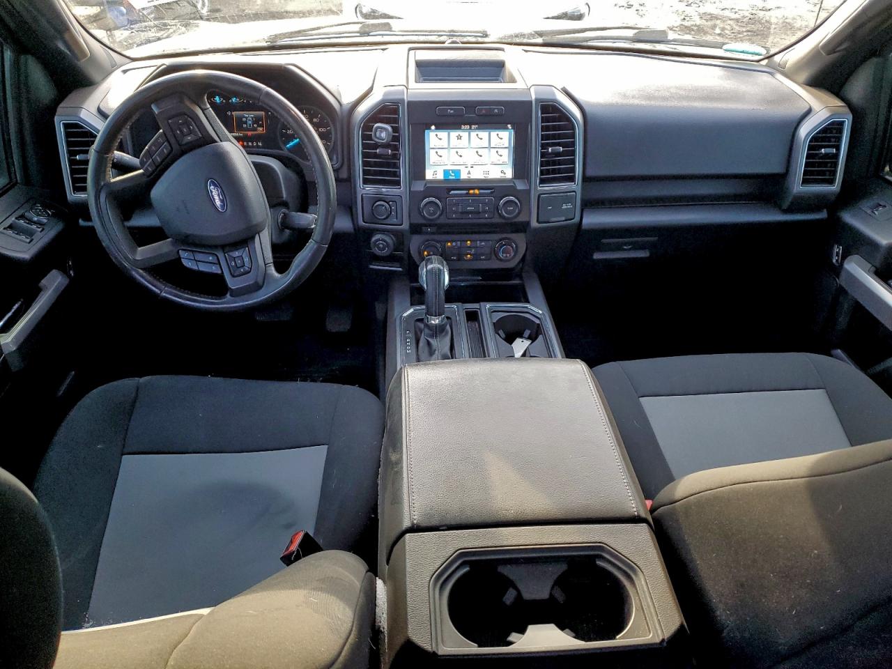 FORD F-150 SUPERCREW