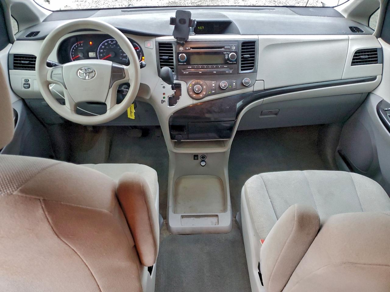 TOYOTA SIENNA