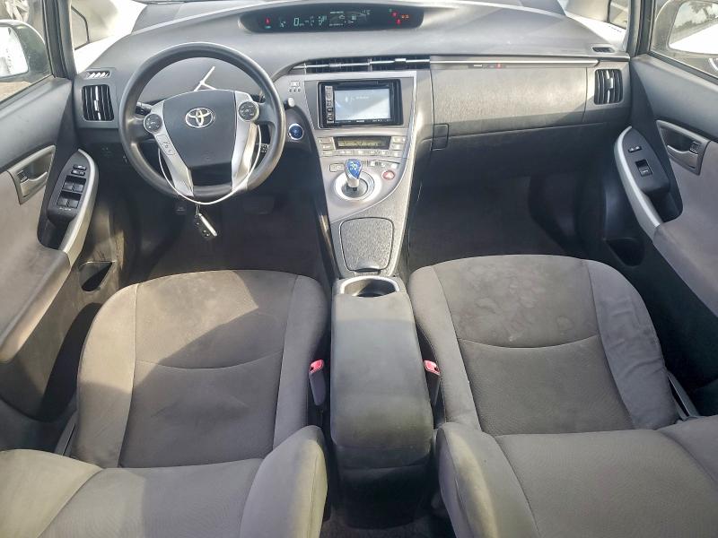 2013 TOYOTA PRIUS #3316700533