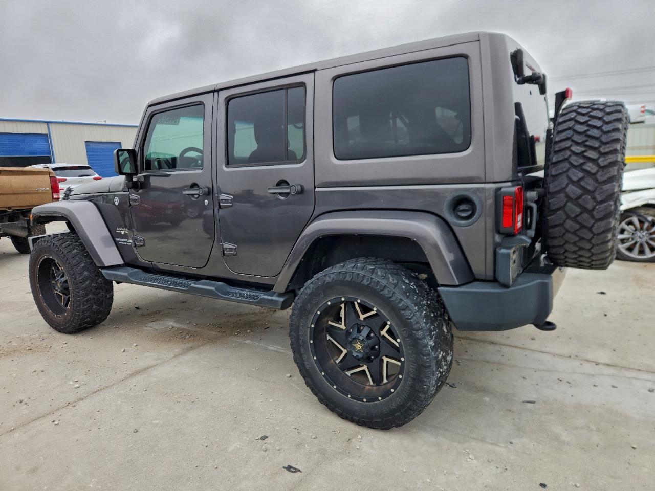 JEEP WRANGLER SAHARA