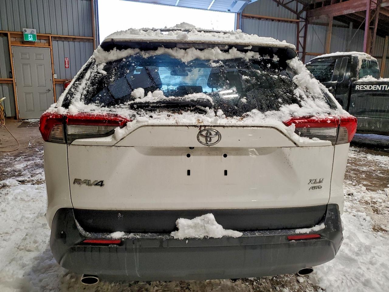 TOYOTA RAV4 XLE