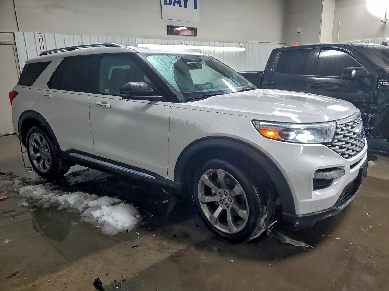 FORD EXPLORER PLATINUM