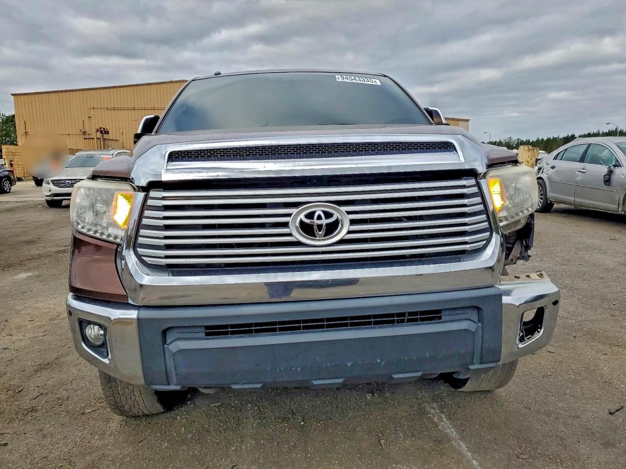 TOYOTA TUNDRA CREWMAX LIMITED
