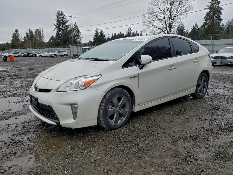 2015 TOYOTA PRIUS #3318071388