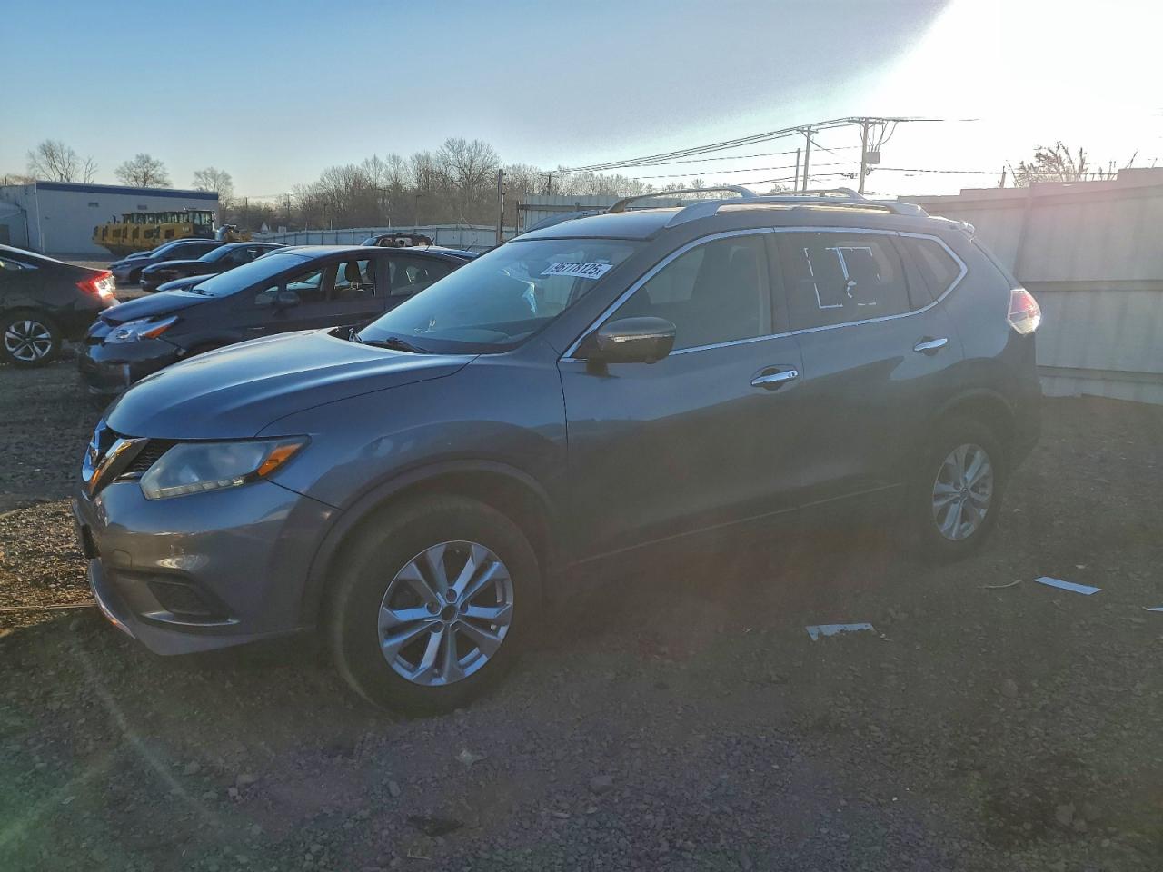 Lot #3318925939 2015 NISSAN ROGUE S