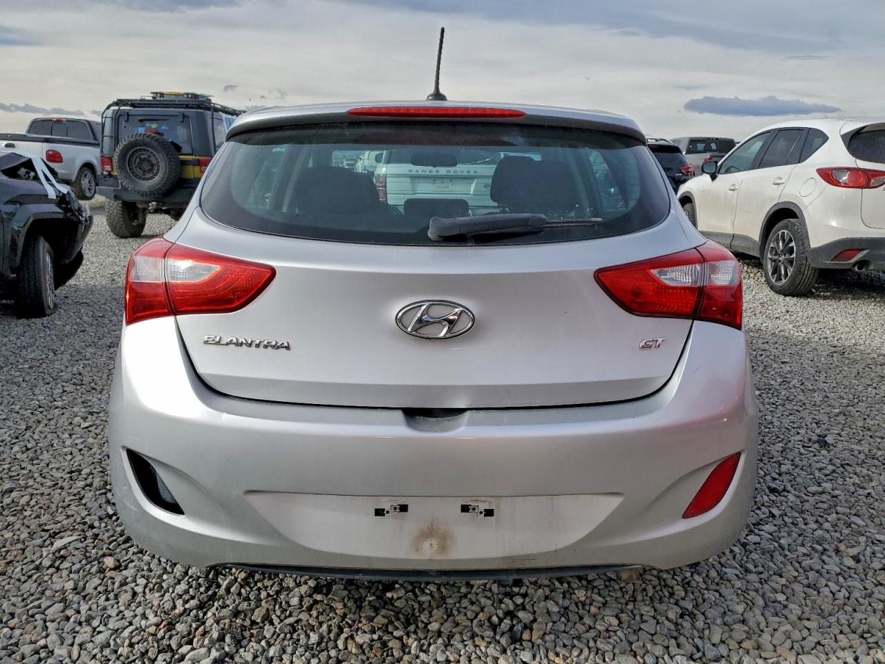 Lot #3310357963 2017 HYUNDAI ELANTRA GT