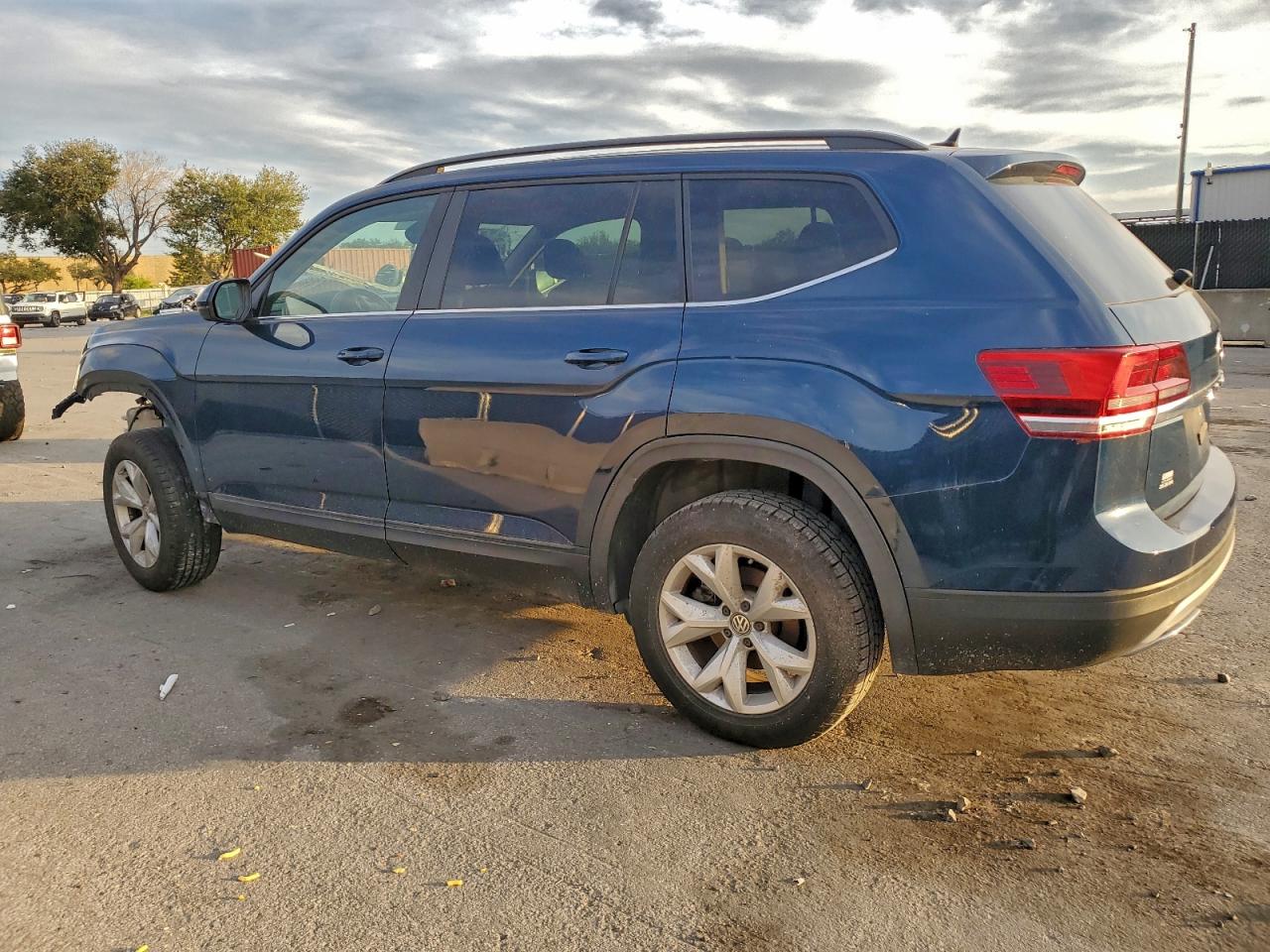 VOLKSWAGEN ATLAS S