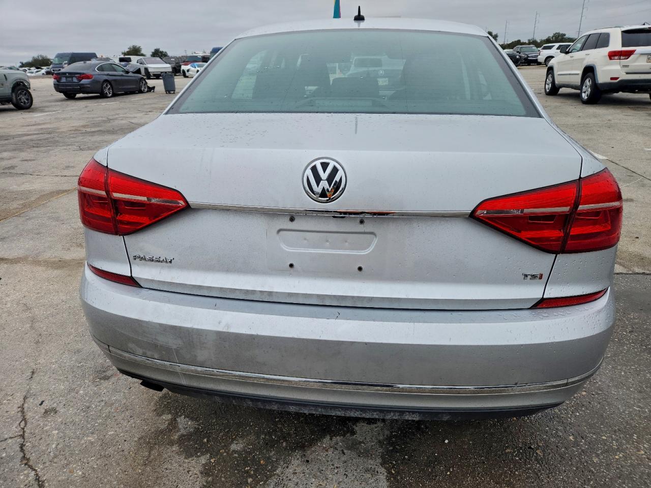 Lot #3316094278 2016 VOLKSWAGEN PASSAT S