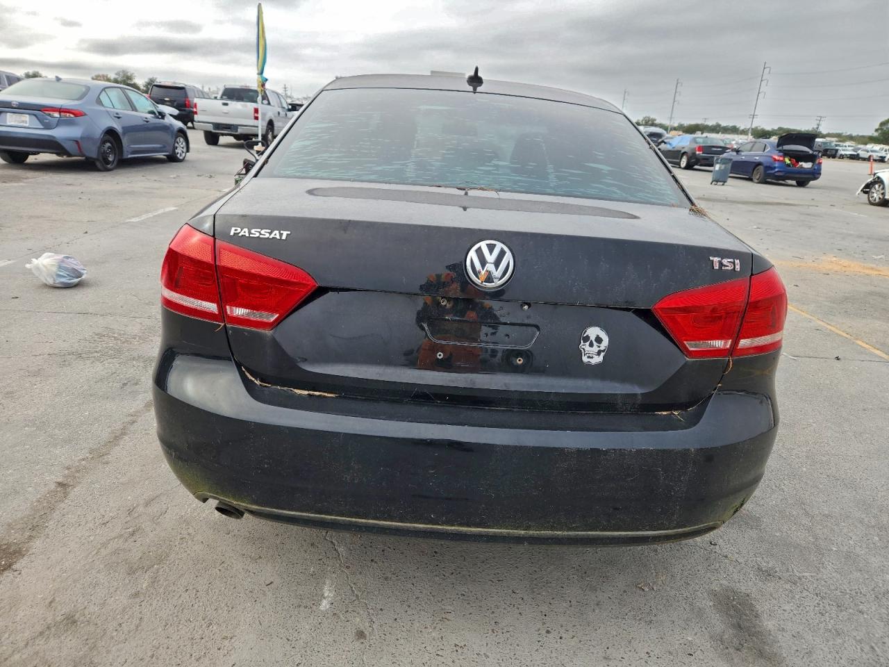 VOLKSWAGEN PASSAT S