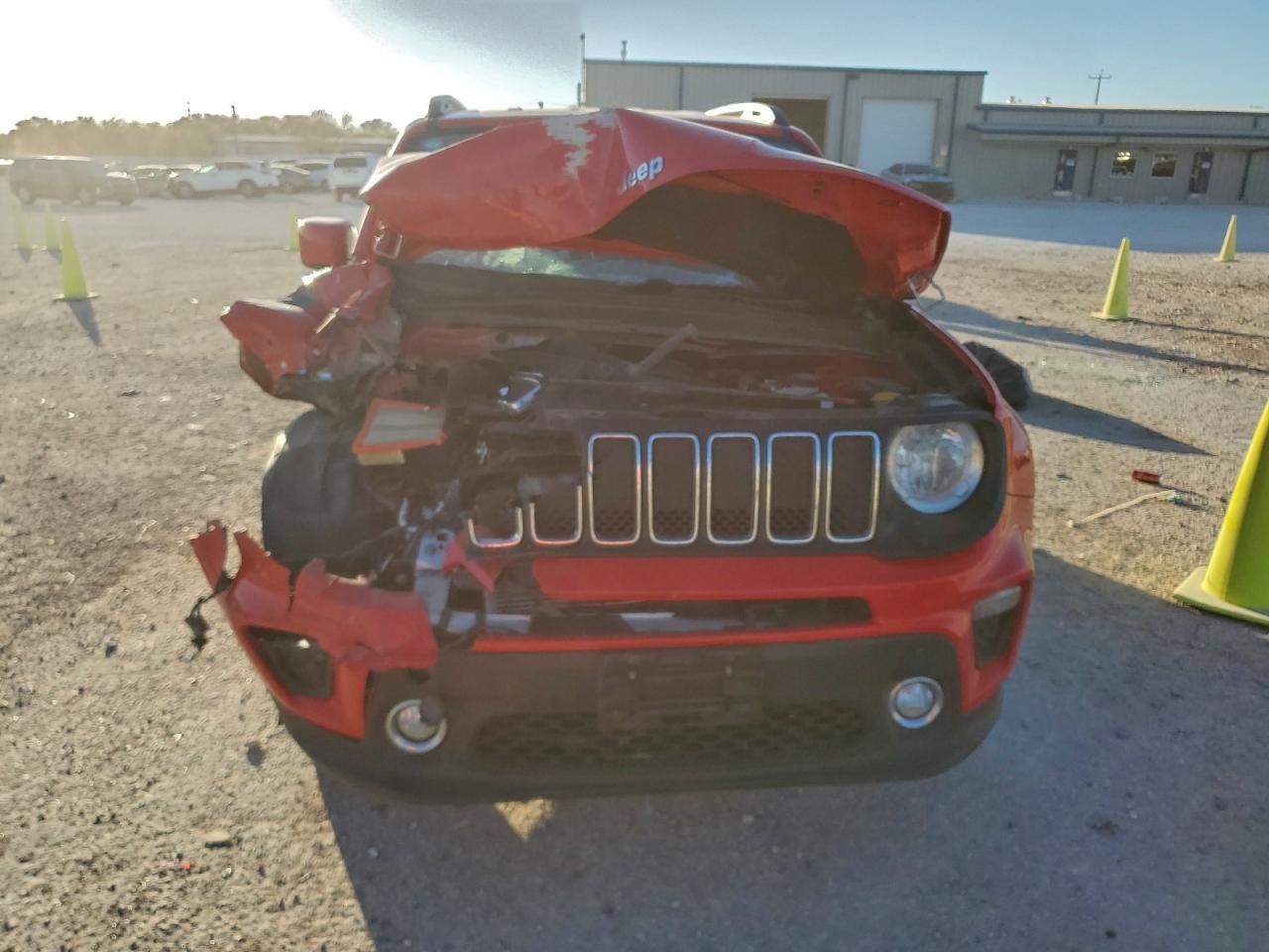 Lot #3317085985 2019 JEEP RENEGADE L