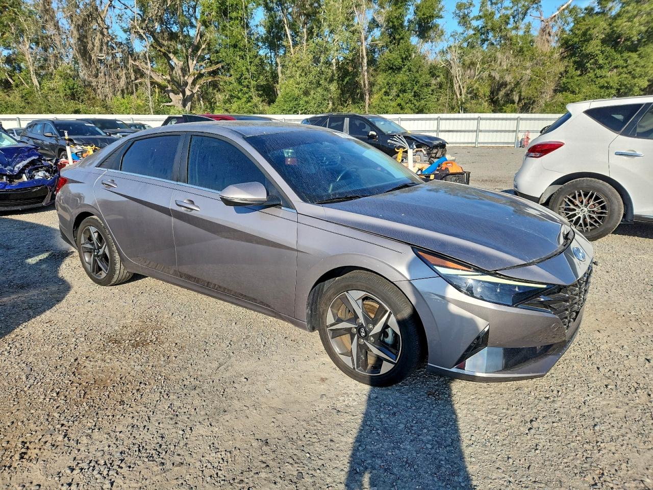 HYUNDAI ELANTRA LIMITED