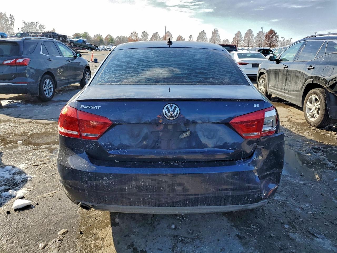 VOLKSWAGEN PASSAT SE