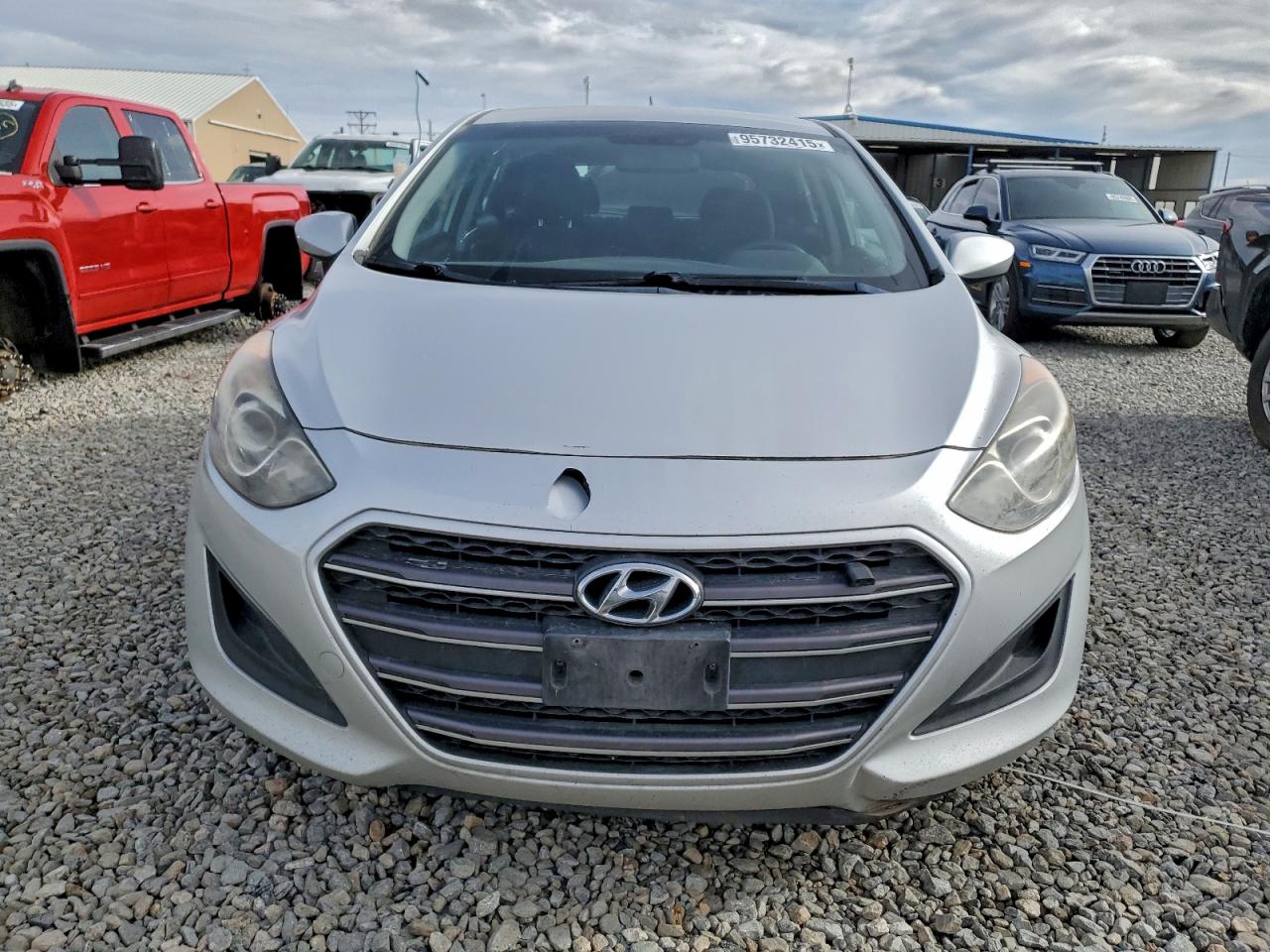 Lot #3310357963 2017 HYUNDAI ELANTRA GT